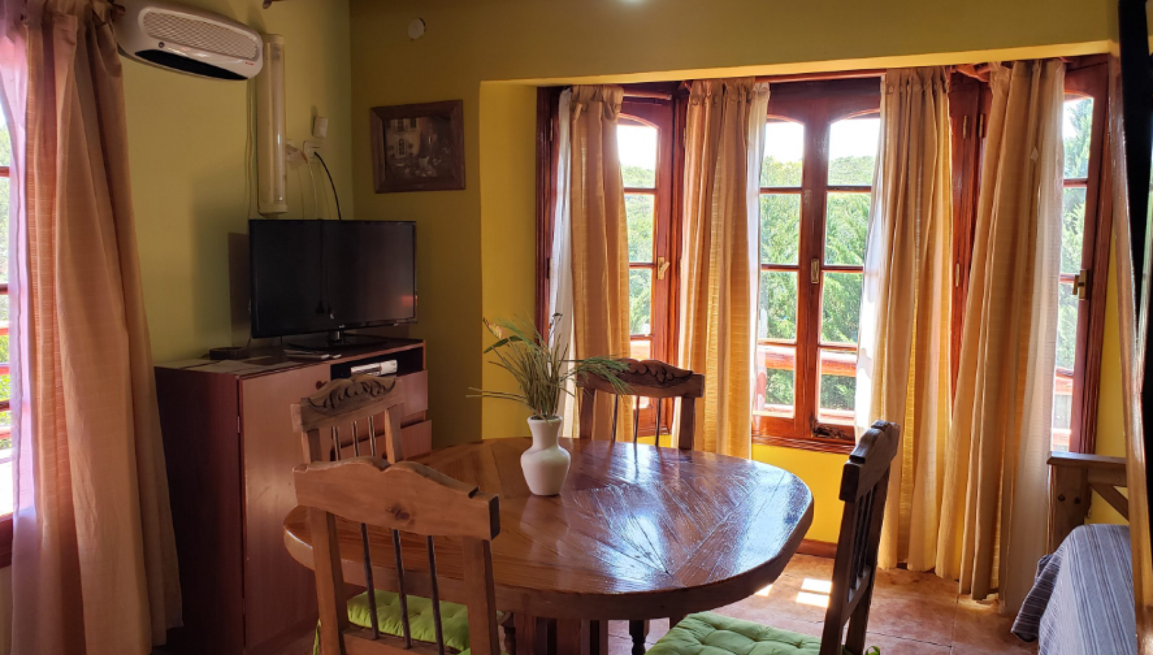 EN VENTA COMPLEJO TURISTICO DE 7 CABANAS, PISCINA GYM. SAN LUIS.