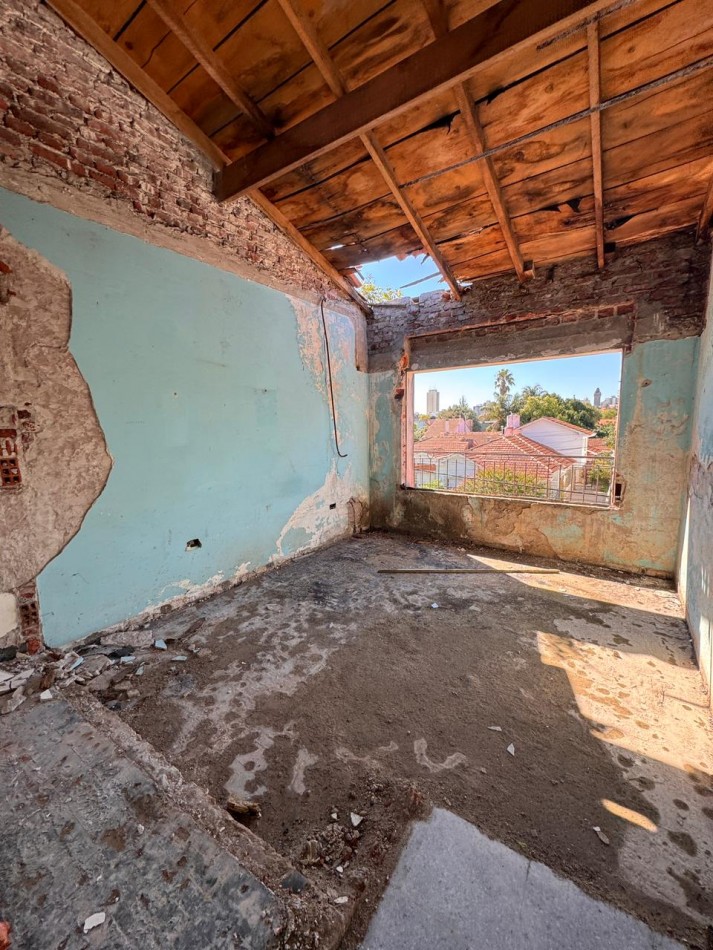 LOTE CON CONSTRUCCION EN LOS TRONCOS. FINANCIA.