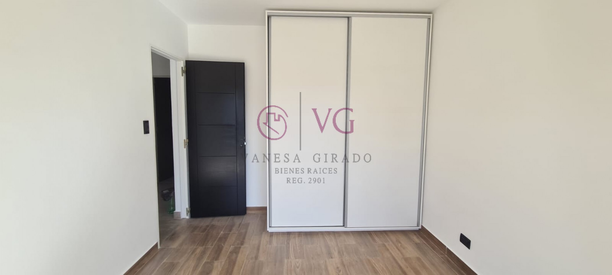 CHALET PH A ESTRENAR, 3 AMB.MAS ESCRITORIO.APTO CREDITO. PUNTA MOGOTES.