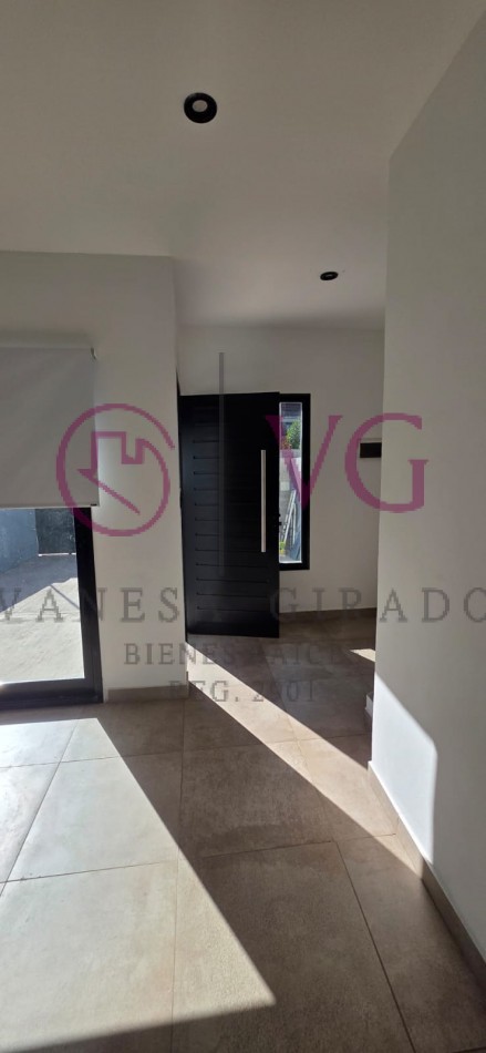 CHALET PH A ESTRENAR, 3 AMB.MAS ESCRITORIO.APTO CREDITO. PUNTA MOGOTES.