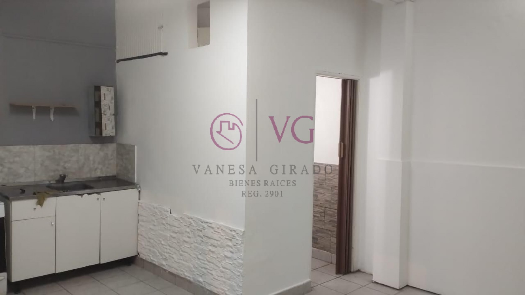 LOCAL COMERCIAL.