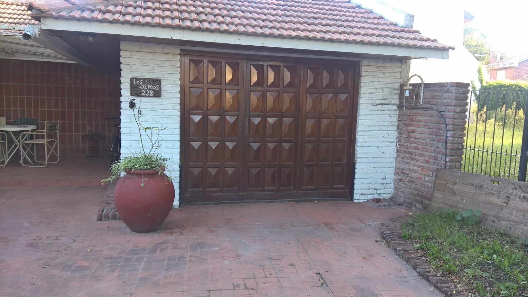 LAPTO CREDITO.CHALET (PH) EN BOSQUE ALEGRE,5 AMB. GARAGE.
