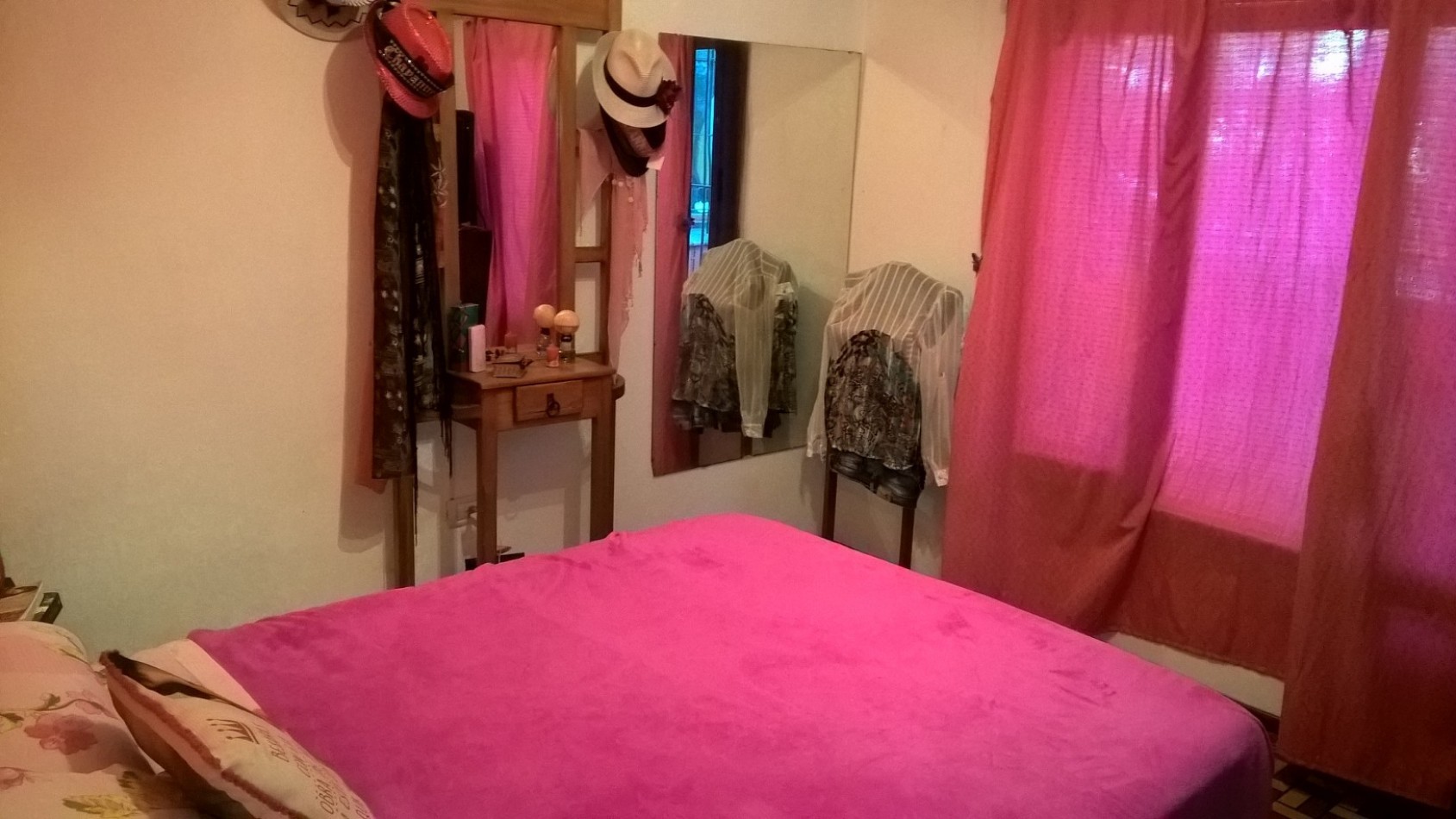 LAPTO CREDITO.CHALET (PH) EN BOSQUE ALEGRE,5 AMB. GARAGE.