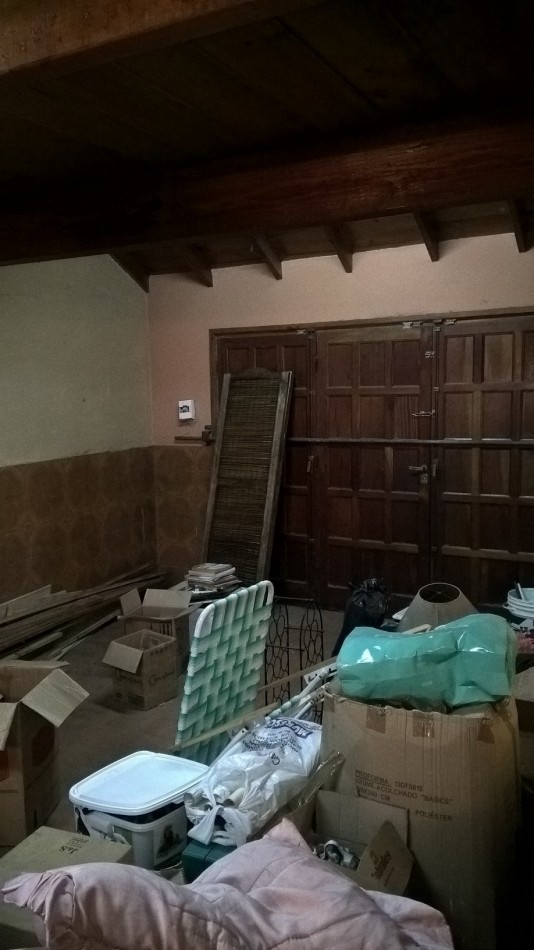 LAPTO CREDITO.CHALET (PH) EN BOSQUE ALEGRE,5 AMB. GARAGE.