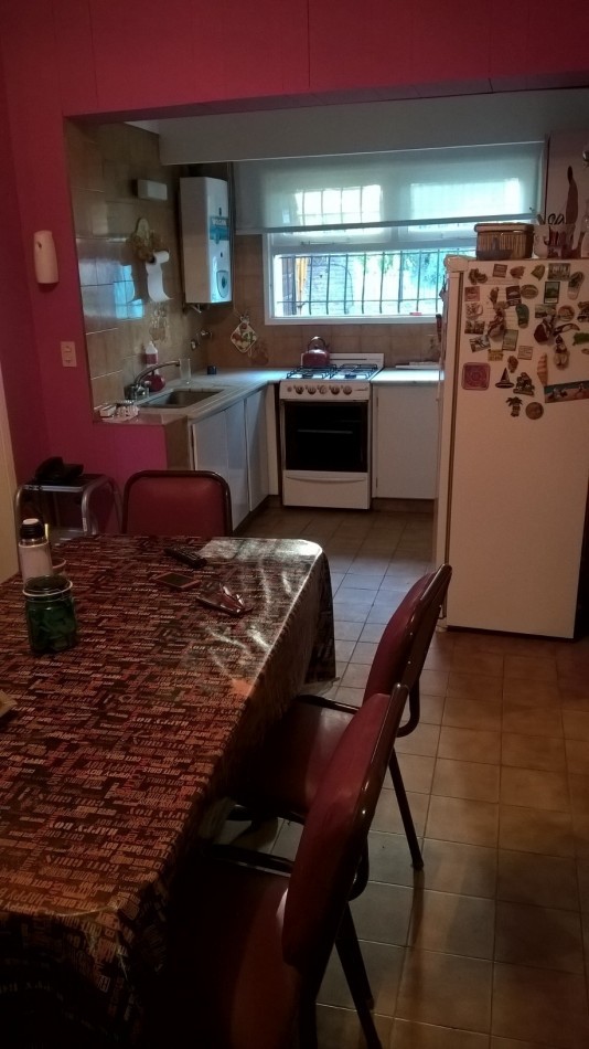 LAPTO CREDITO.CHALET (PH) EN BOSQUE ALEGRE,5 AMB. GARAGE.