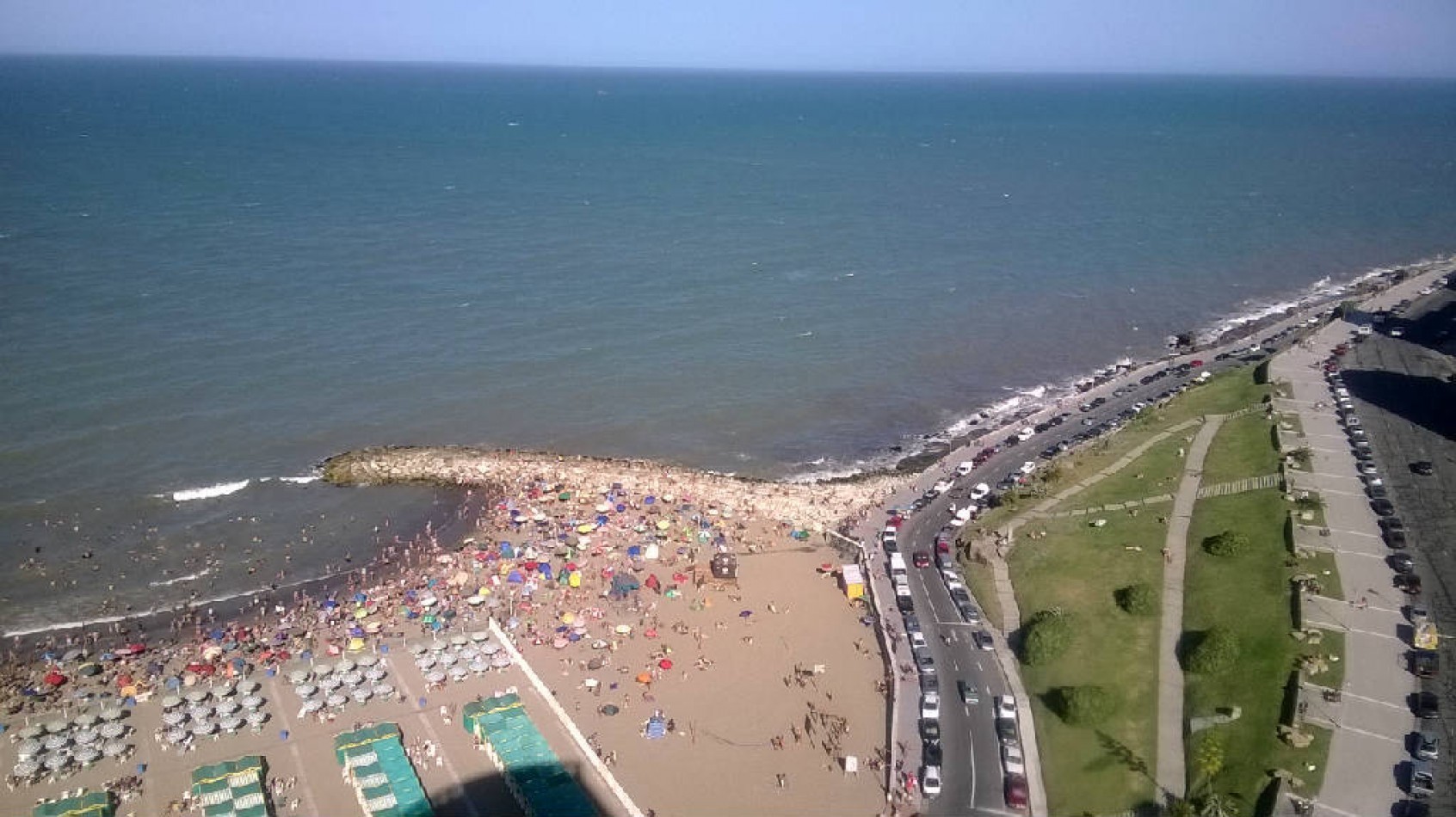 ALQUILER 24 MESES.IMPACTANTE 4 AMB.C/DEPCIA.COCHERA.PLENA VISTA AL MAR.MARAL 50