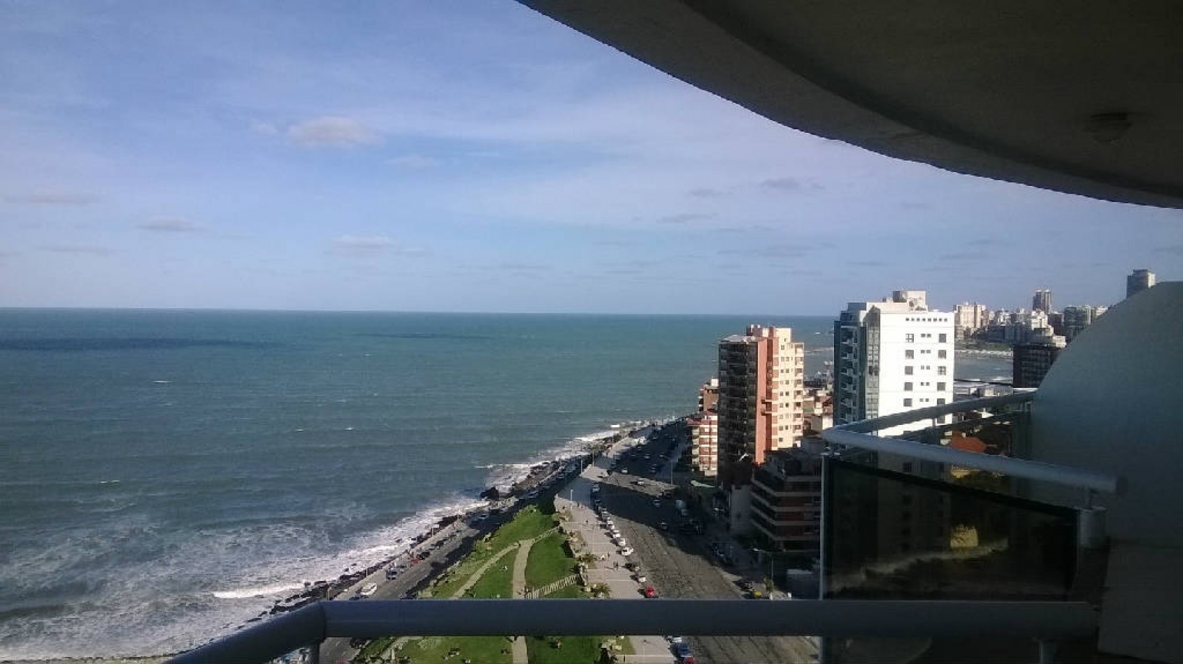 ALQUILER 24 MESES.IMPACTANTE 4 AMB.C/DEPCIA.COCHERA.PLENA VISTA AL MAR.MARAL 50