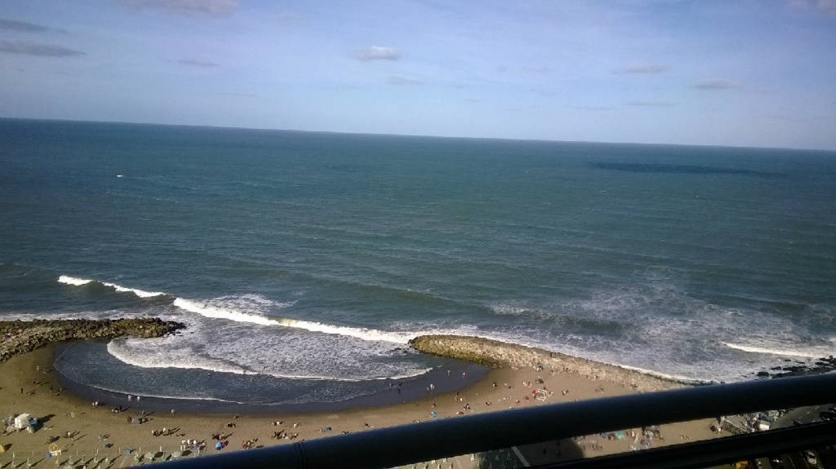 ALQUILER 24 MESES.IMPACTANTE 4 AMB.C/DEPCIA.COCHERA.PLENA VISTA AL MAR.MARAL 50