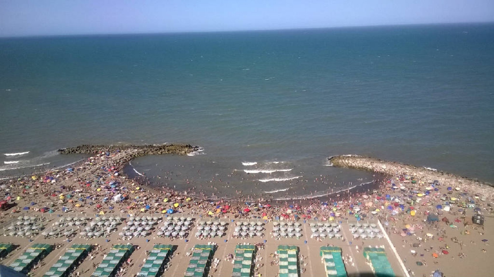 ALQUILER 24 MESES.IMPACTANTE 4 AMB.C/DEPCIA.COCHERA.PLENA VISTA AL MAR.MARAL 50
