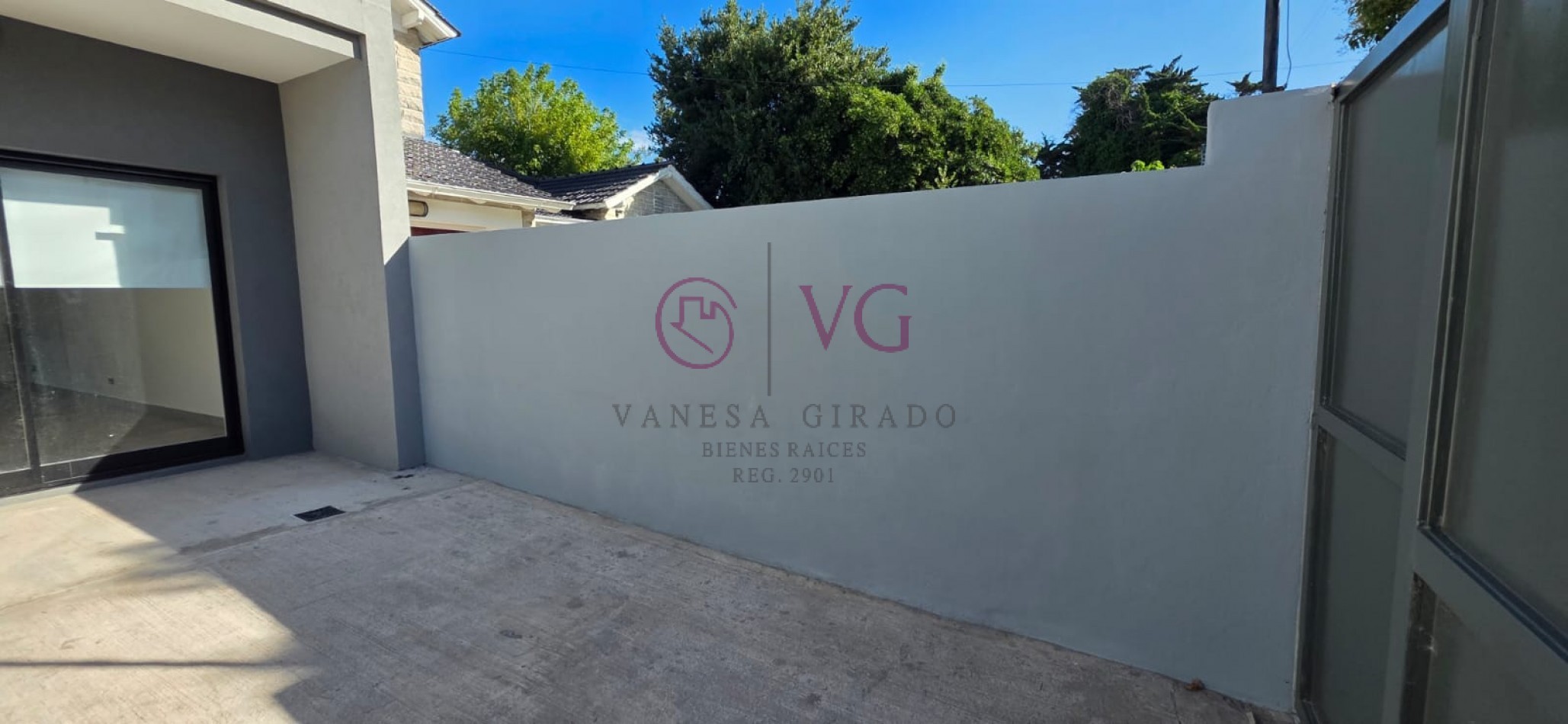DUPLEX A ESTRENAR, 3 AMB.MAS ESCRITORIO. APTO CREDITO. PUNTA MOGOTES.